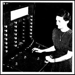Ensimmäinen tunnettu elektroninen peli, Nimatron, esillä New Yorkin maailmannäyttelyssä 1940
